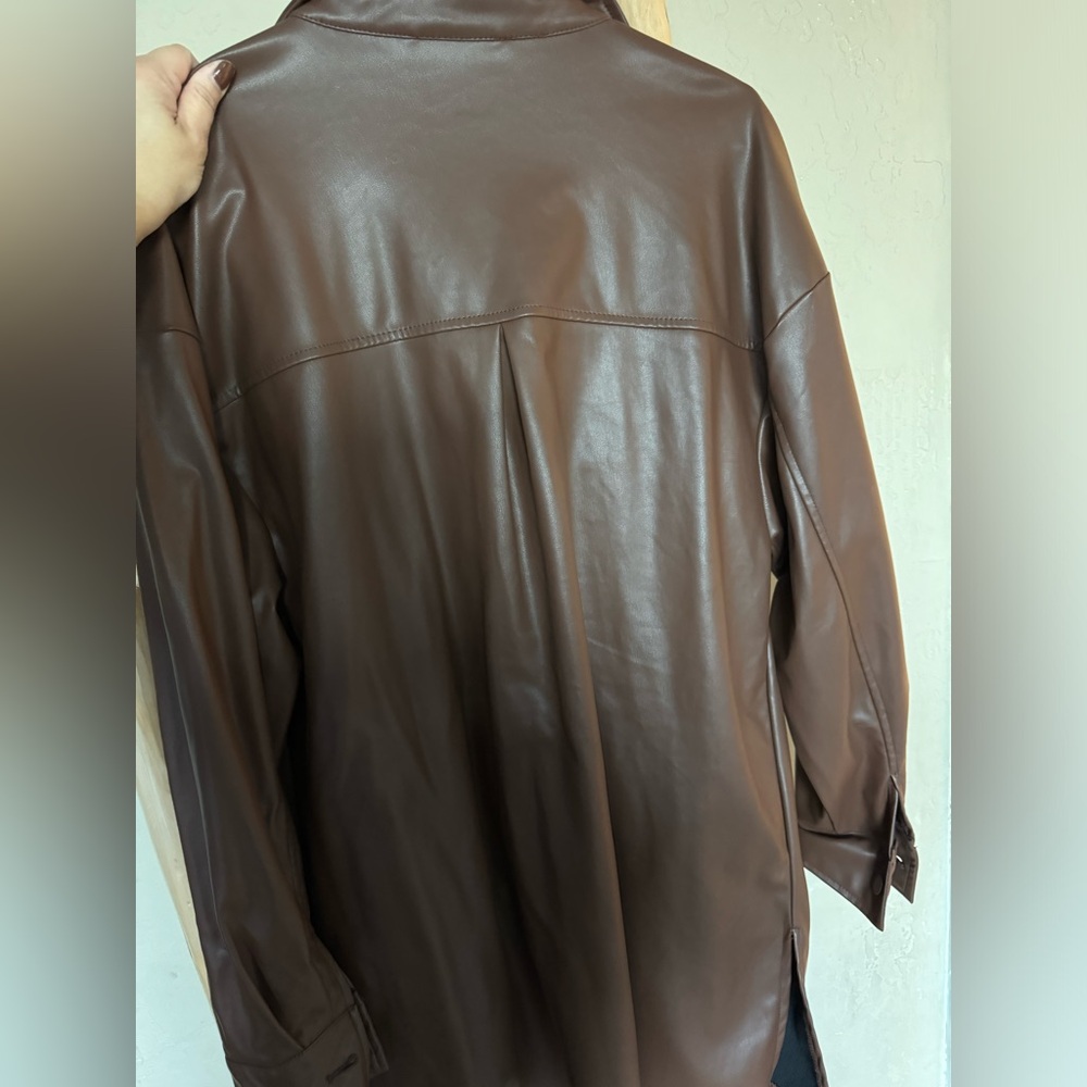 Faux leather shacket - Picture 5 of 5